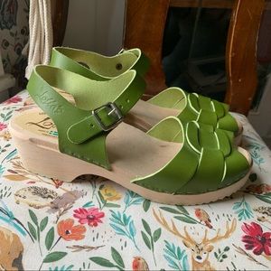 Lotta from Stockholm Low Peep Toe Apple Green-40